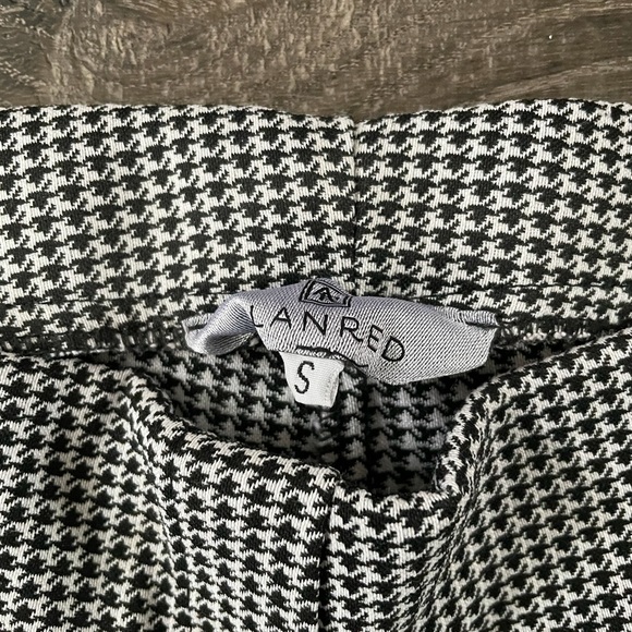 Black + white pants - Picture 4 of 4